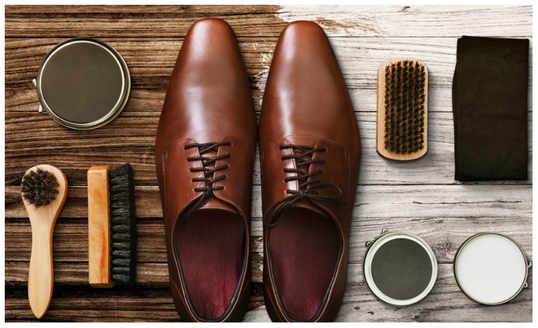 Pengen Sepatu Kulit Kamu Awet dan Tahan Lama? Lakukan Tips Ini!