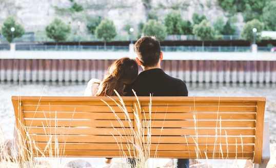 Hubungan Kamu Hanya Sebatas “Almost Relationship”? Ini Cirinya