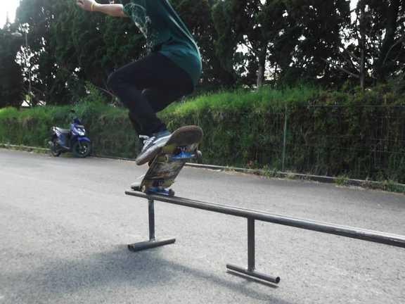 Alternatif Tempat Nongkrong di Lembang, Ada Skatepark Lo!