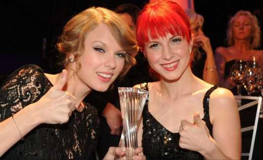Taylor Swift Kolaborasi Bareng Hayley Williams dan Fall Out Boy dalam Album ‘Speak Now (Taylor’s Version)’