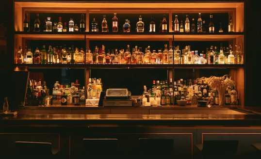 5 Rekomendasi Hidden Bar di Bandung, Wajib Kamu Kunjungi